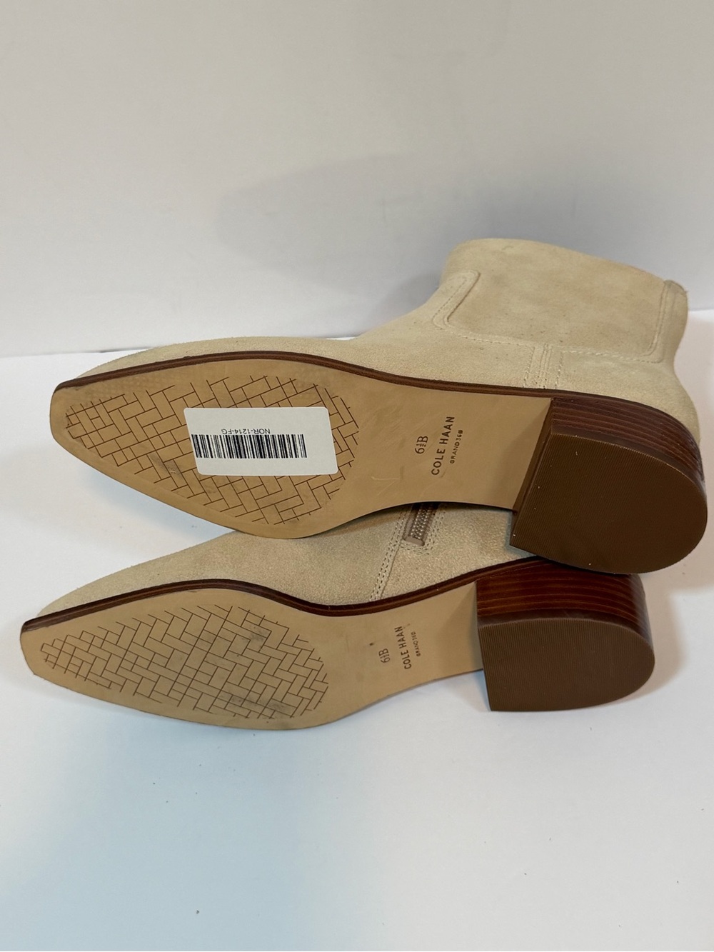 Cole Haan Naia Pointed Toe Block Heel Suede Booties Size 6.5 New No Box - Picture 6 of 8